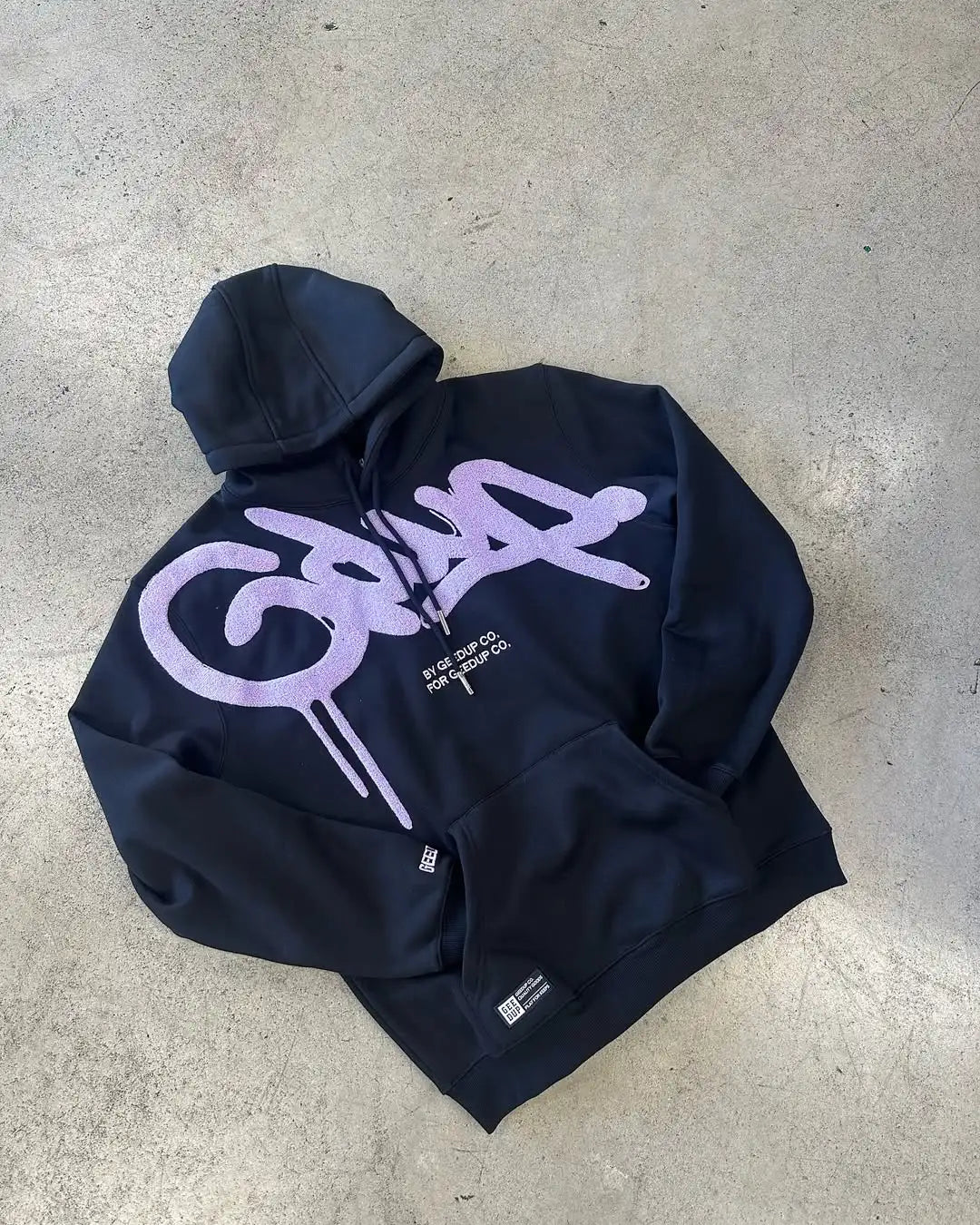 Y2K Style Hoodie with Pearl Details, Gothic Letter Print Zip-Up Hooded Sweatshirt