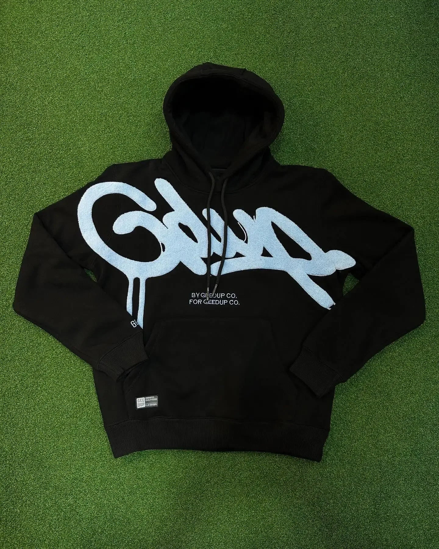 Y2K Style Hoodie with Pearl Details, Gothic Letter Print Zip-Up Hooded Sweatshirt